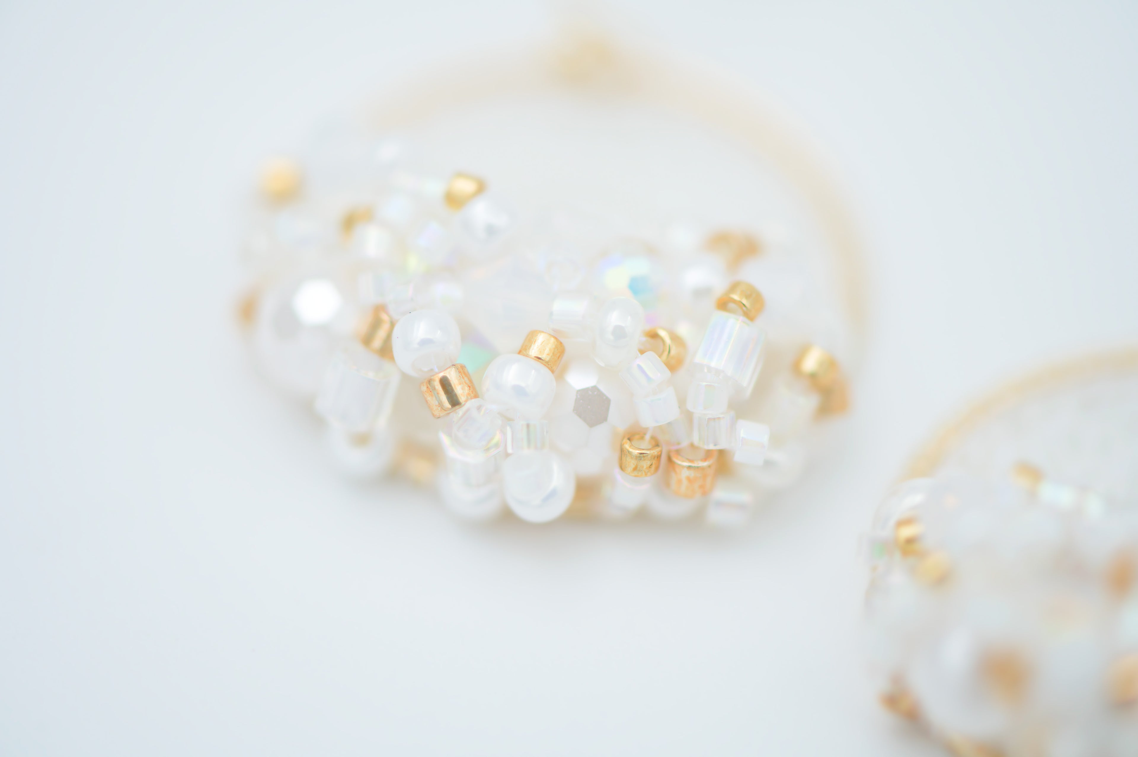 White & Gold Micro-Crochet (X-Small)